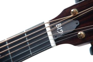 Auden Edgar Baritone acoustic guitar - strings detail image